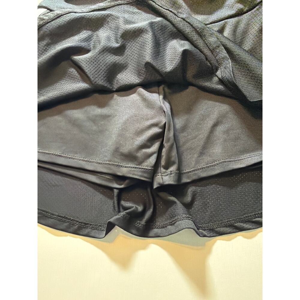 Girls Sz Large(14) adidas skorts - Picture 3 of 9